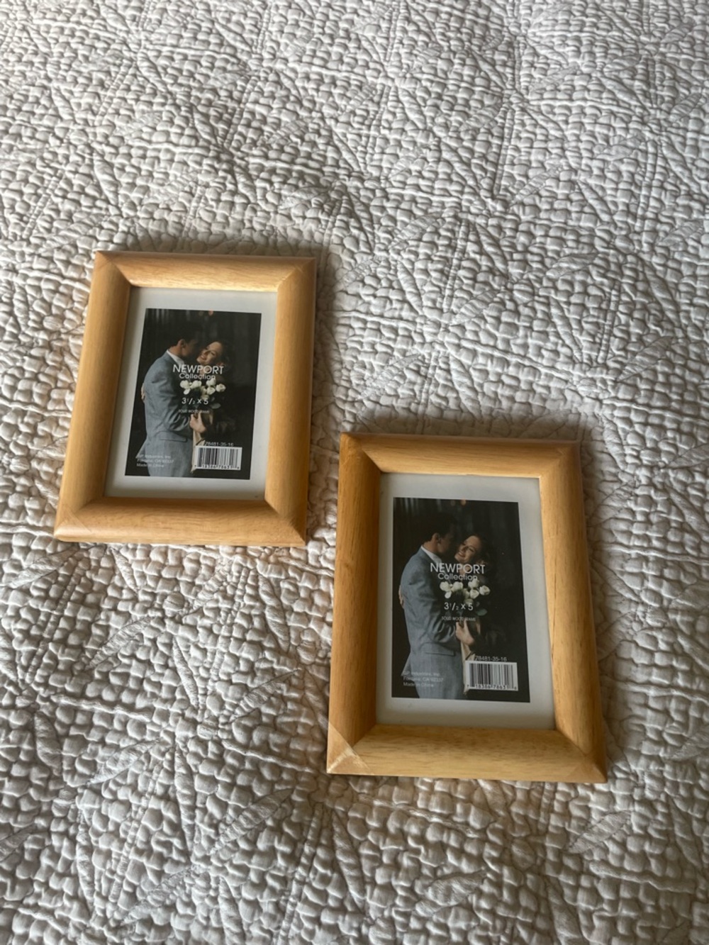 Newport Wooden Picture Frames in Light Wood Tone (Pair) 3.5x5